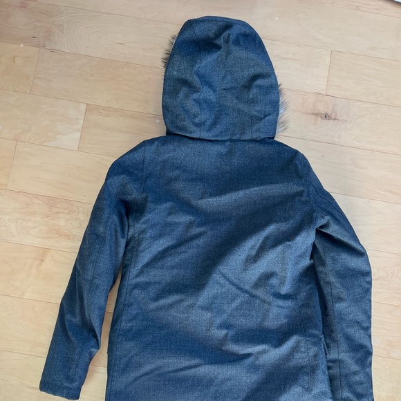 Aritzia Community Parka with removable faux fur hood - Picture 3 of 12